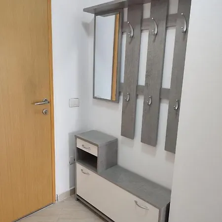 Be Happy With 2 Bedrooms Apartment